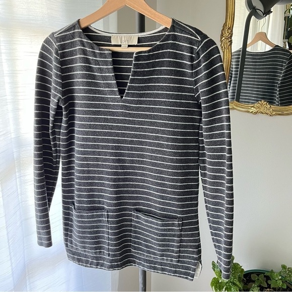 LOFT Grey &‎ White Striped Tunic Top with Pockets - Picture 2 of 9